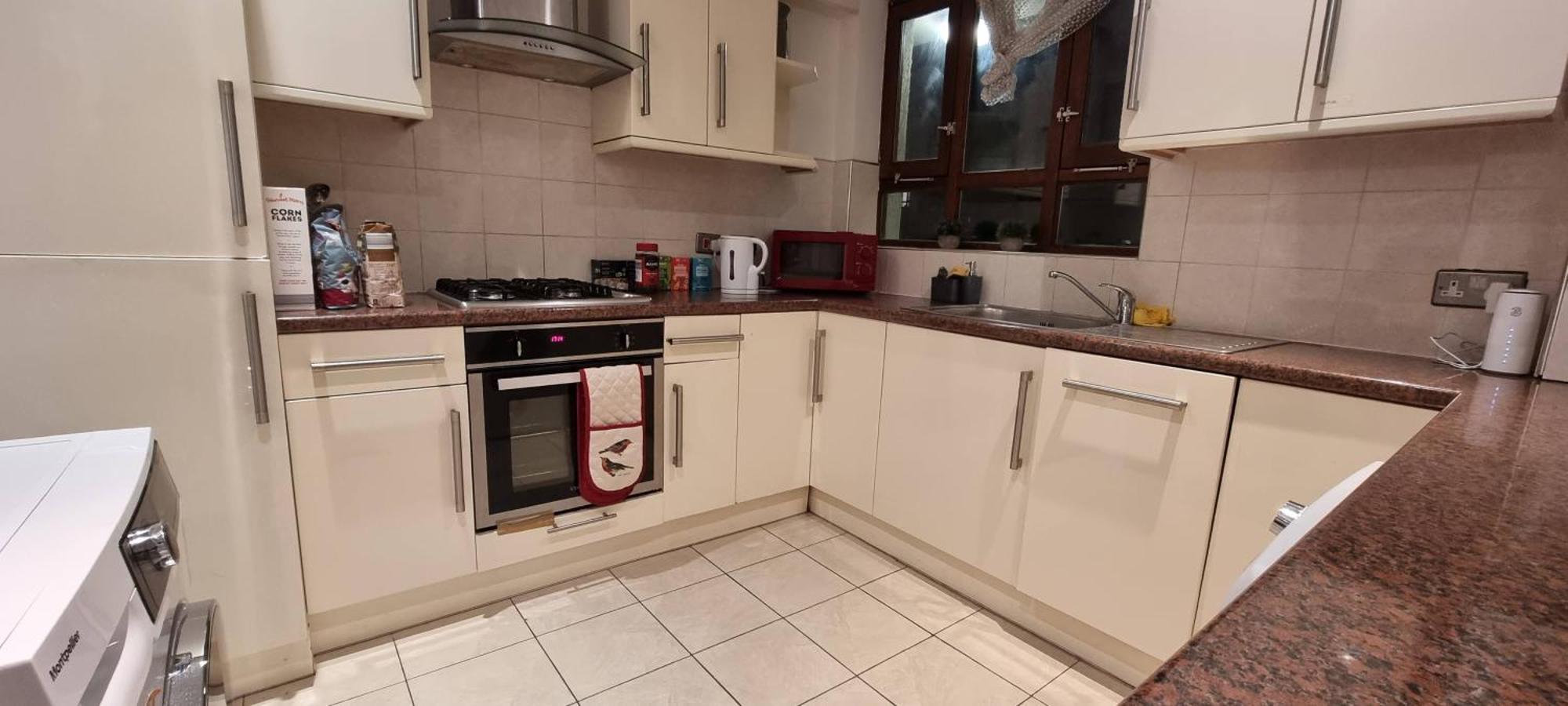 Entire Flat In King's Cross * London